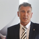 Ötvenhat éves lett kétszeres olimpiai bajnok kardvívónk, Szabó Bence!