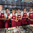 Többek között Gyurta Dániel, Kozák Danuta és Péni István reggelire invitálta az origo stábját!